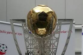 Şampiyonluk nedeniyle vodafone arena'da kutlama organizasyonu yapılırken, kupa seremonisi de burada gerçekleştirildi. Besiktas In Kupasi Yola Cikti