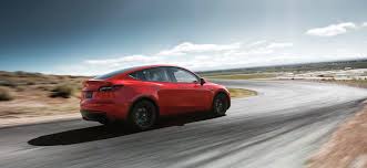 Tesla Holds 80 Of Us Ev Market Despite Losing Federal Tax Credit Https T Co Kxkr8ymnih By Fredericlambert Bjmt In 2020 Tesla Model Tesla Best Electric Suv