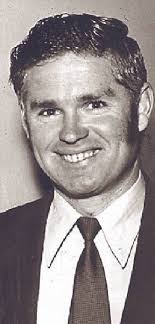 Bruce Mackenzie's Instagram, Twitter & Facebook