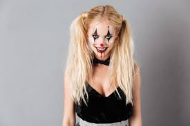 Halloween is not a holiday just reserved for candy. 5 Halloween Looks Fur Die Du Kein Kostum Brauchst