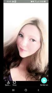 Tina Barr's Instagram, Twitter & Facebook