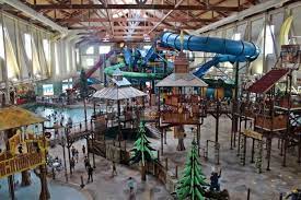 6 Waterparks In North Carolina That Are Pure Bliss For Anyone Who Goes There Water Park Indoor Waterpark Great Wolf Lodge