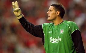Scott paul carson (born 3 september 1985) is an english professional footballer who plays as a carson returned to liverpool at the end of the season and in june 2007, liverpool manager rafael. Scott Carson Set For Deadline Day Manchester City Transfer