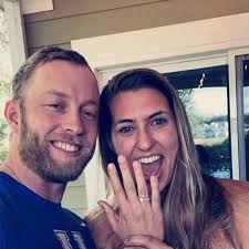 The pandemic turned happy hour into virtual trivia