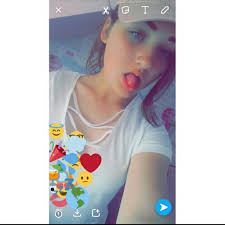 Elise Bingham's Instagram, Twitter & Facebook