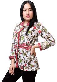 33 style model batik pria 2021 : Model Baju Batik Nusantara Enak