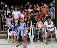 Flordelis dos santos de souza, known as flordelis, is a brazilian contemporary christian singer, pastor and member of the chamber of deputie. The Bizarre Case Of Flordelis Accused Of Murdering Her Husband Who Is Also Her Son You