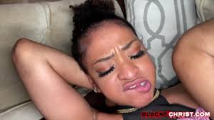 BlackXChrist.com linked up with the sexy Honduran porn actress Chi Chi and  boy did I have fun with her. - XNXX.COM