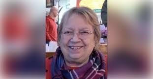 Karen Bohr's Instagram, Twitter & Facebook