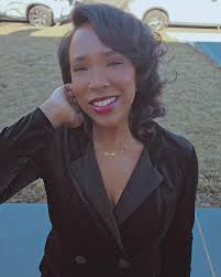 Love is in the hair. 💖 Thank you to the ladies at @kskyesalon for making  this mama feel pretty. #selfcare #saturdate #beYOUtiful