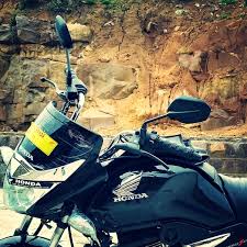 Single cylinder engine of hornet 2.0 has a 5 speed manual gearbox. Which Color Do I Have To Take For A Honda Unicorn 150cc Quora