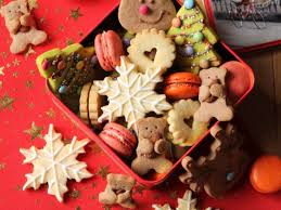 Des mignons petits biscuits croustillants, ayants des formes festives dont nos enfants adorent avec un verre de lait. Recettes D Angleterre Et Noel