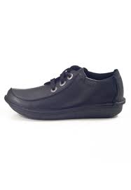 Une sélection de derbies pour toutes les tailles et toutes vos envies shopping, à partir de 59 euros, seulement sur modalova. Oxfords Et Derbies Clarks Funny Dream Chaussures De Ville Femme Chaussures Et Sacs Groupisd Com