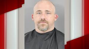 Deputies arrest man for stealing truck, mini excavator in Anderson Co.