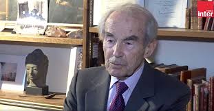 Biography of robert badinter (excerpt). Video Le Vibrant Hommage Rendu Par Robert Badinter A Samuel Paty Un Heros De La Liberte Positivr