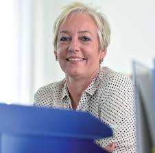 Lisa Langhans's Instagram, Twitter & Facebook