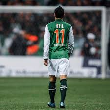 Am ajuns la un acord cu real madrid. Mesut Ozil Werder Bremen Werderbremen Mesut Ozil Werder Bremen Werderbremen Futebol
