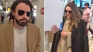 Robbie arnett is an individual from acclaimed pop singer list. How Much Older Is Mcu Star Elizabeth Olsen Than Her Fiance Robbie Arnett