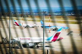 Die liste enthält nur eurowings flüge. Anfrage Der Linken Zum Flughafen Stuttgart Grossteil Der Fluge Konnte Durch Die Bahn Ersetzt Werden Stuttgart Stuttgarter Nachrichten