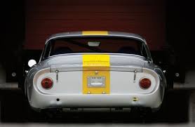 design by pininfarina coachwork by scaglietti chassis no 4213 gt photos by mathieu heurtault specifications 240 bhp 2 953 cc a フェラーリ ヴィンテージカー スーパーカー