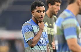 Deborah Furgang- Influência e Conteúdo Adulto que Desafia Limites