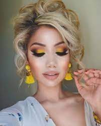 Todos Los Looks Que Querras Llevar Este Verano Maquillaje Maquillajeverano Tendenciasmaquillaj Maquillaje Hermoso De Ojos Maquillaje Amarillo Maquillaje Dia