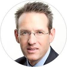 Expertinnen und Experten