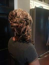 16 Pretty And Chic Updos For Medium Length Hair Pretty Designs Medium Length Hair Styles Hair Styles Updos For Medium Length Hair