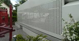 Sichtschutz Fur Tiefgarage Aus Aluminiumblech Gelocht Sichtschutz Haus Architektur