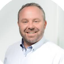 Michael P. Bornemann: Finanzberater in Hamburg