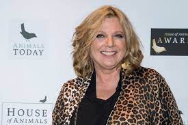 13:13 entertainment loretta schrijver reageert op 'vijandige sfeer' koffietijd aaf brandt corstius w. Loretta Schrijver Verbaasd Over Koffietijd Gast Aaf Dacht Dat Ze Wel Tegen Een Stootje Kon Show Ad Nl