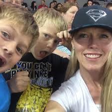 Amanda Schaetzke (@schaetz10)