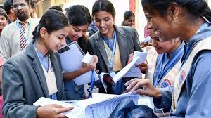 UP Board Result 2026: यूपी बोर्ड रिजल्ट की डेट पर ताजा अपडेट क्या है? अपलोड हो गए 10वीं-12वीं इंटरनल मार्क्स