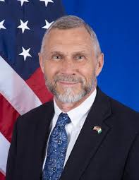 Journée Mondiale de Lutte contre le SIDA 2019: L'Editorial de l'Ambassadeur  des Etats-Unis Richard Bell