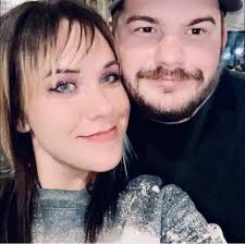 Team Kelsea is belting to the "ceilings" in this Izzy McAlpine Battle.  Don't miss The Voice — watch NBC