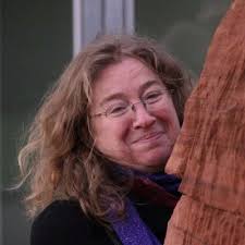 Liz Dobson (@todbooklady)