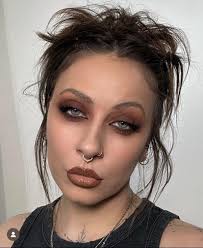 Southern gothic makeup artist in Lafayette?