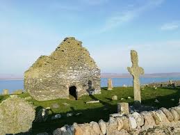 El burial no se crea ni se destruye , solo se transforma. File Cill Naoimh Chapel Cross And Burial Ground Kilnave Islay Jpg Wikimedia Commons