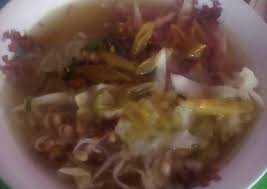 Letak keunikan kuliner soto banjar asli yakni bumbu soto khas banjar ini menggunakan bahan spesial yakni susu cair yang tidak ditemukan pada resep soto ayam daerah lainnya. Resep Soto Ayam Khas Jogja Yang Bisa Manjain Lidah Resep Masakanku