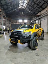 Toyota Hilux Tonka Trans Mobilku Menyewakan Mobil Mewah Di Jakarta Dengan Mobil Terbaru Antara Lain Mobil Alphard Vell Tonka Truck Toyota Hilux Toyota Trucks