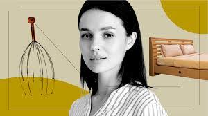 Caroline Amin's Instagram, Twitter & Facebook