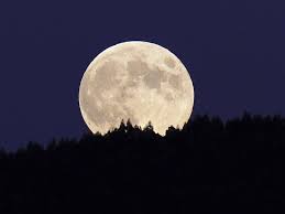 Von vollmond spricht man, wenn die sonne und der mond sich gegenüber stehen und die mutter erde dazwischen liegt. Vollmond Wirkt Er Wirklich Auf Uns Gesundheit Vol At