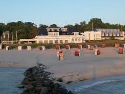 Das hotel haus am meer verfügt über unterkünfte mit bademänteln und einem haartrockner. Hotel Seeschlosschen In Hohwacht Germany Lets Book Hotel