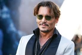 Après la défaite contre le "Sun", la défense de Johnny Depp plaide pour un  nouveau procès