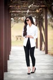Black And White Winter Outfit Outfits With Leggings How To Wear Leggings Fashion