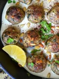 Boules A La Cordamone Marocaines En 2020 Recettes De Cuisine Cuisine Marocaine Recette
