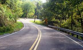 Dead man's curve is an american nickname for a curve in a road that has claimed lives because of numerous crashes. 10 Roads That Will Scare You Stupid Listverse