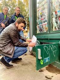 Vous voulez découvrir paris autrement ? Un Jeu De Piste En Toute Securite En 2020 Jeu De Piste Piste De Danse Jeux A Faire