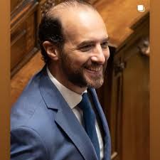 Luis Speranza (@luisvioleta5422)