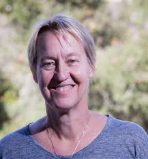 Q&A with Virginia Armbrust, new UW Environment associate dean for research 